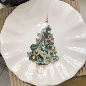 Athena Set of 4 salad/dessert plates. Christmas tree on plate.